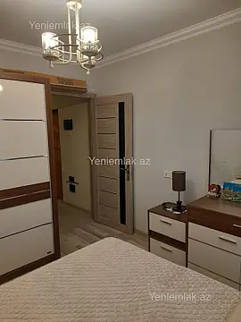 Satılır 2 otaqlı köhnə tikili 55 m²