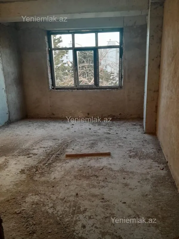 Satılır 2 otaqlı yeni tikili 82 m²