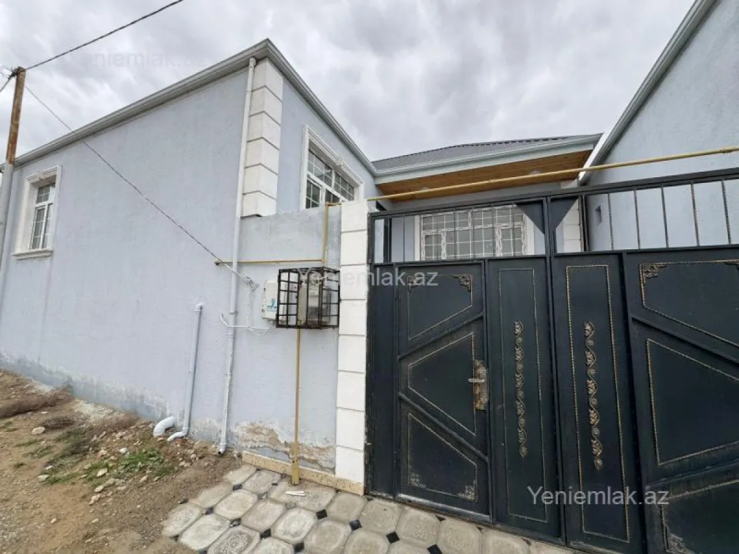 Satılır 3 otaqlı həyət evi 90 m²