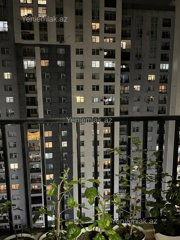 Satılır 3 otaqlı yeni tikili 122 m²