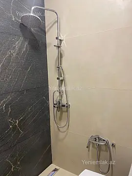 Satılır 1 otaqlı ofis 44 m²