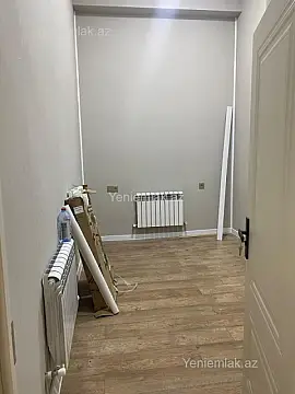 Satılır 1 otaqlı ofis 44 m²