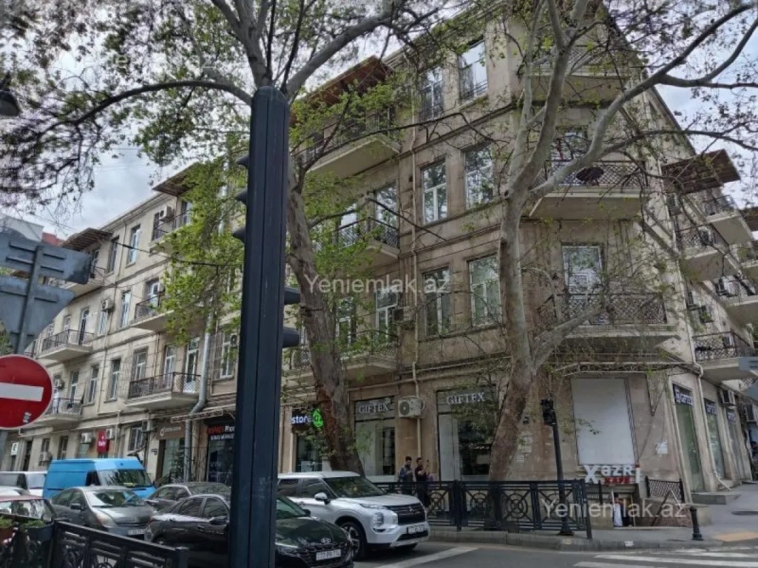 Satılır 1 otaqlı yeni tikili 35 m²