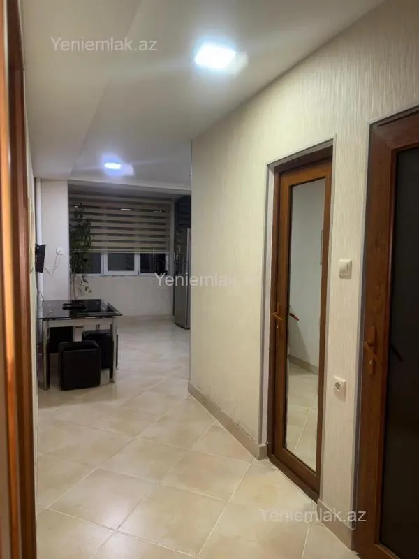 Satılır 3 otaqlı köhnə tikili 90 m²