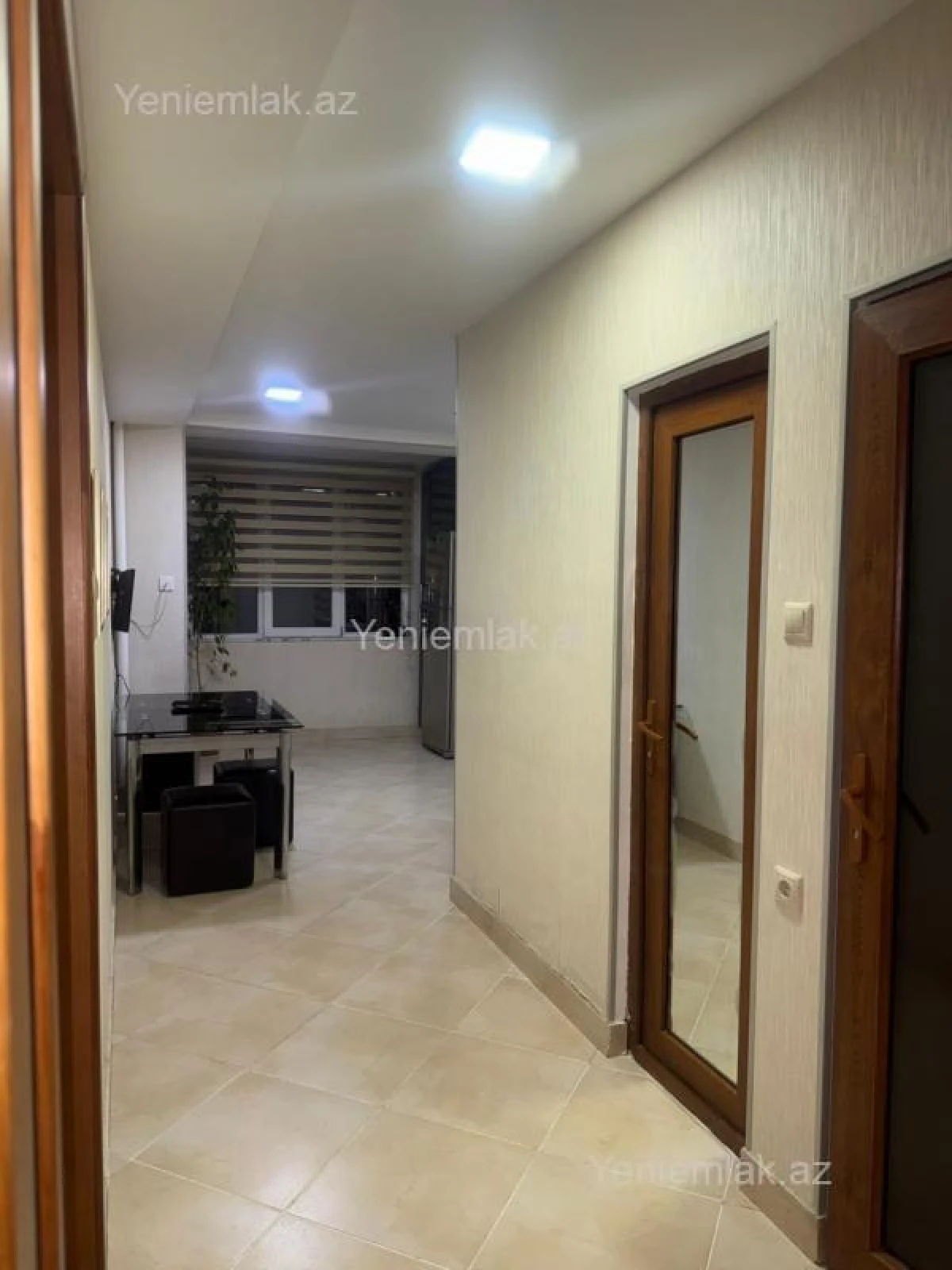 Satılır 3 otaqlı köhnə tikili 90 m²
