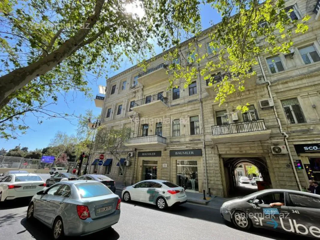 Satılır 3 otaqlı obyekt 54 m²