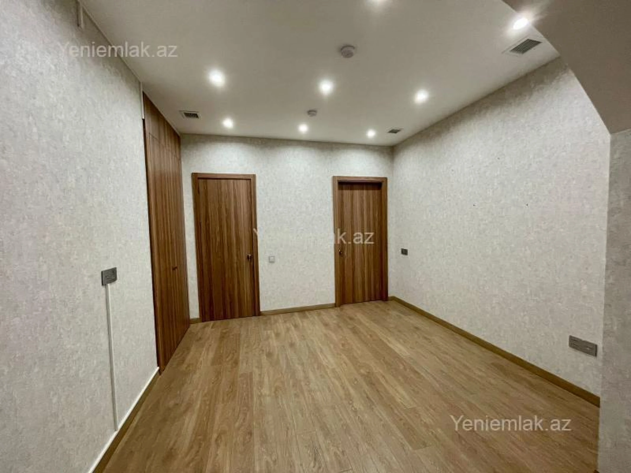 Satılır 3 otaqlı obyekt 54 m²