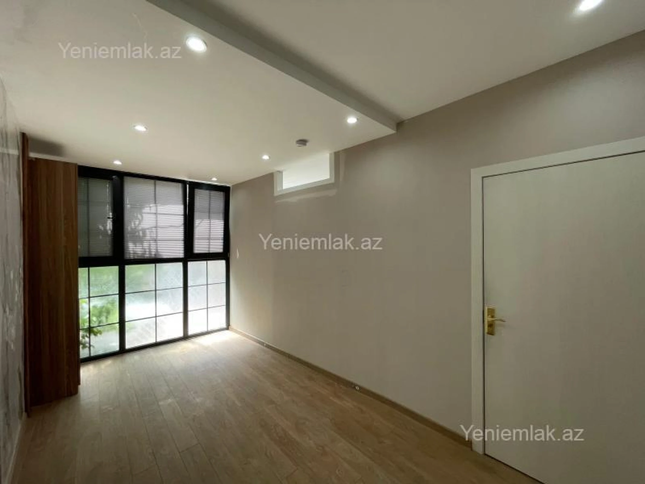 Satılır 3 otaqlı obyekt 54 m²