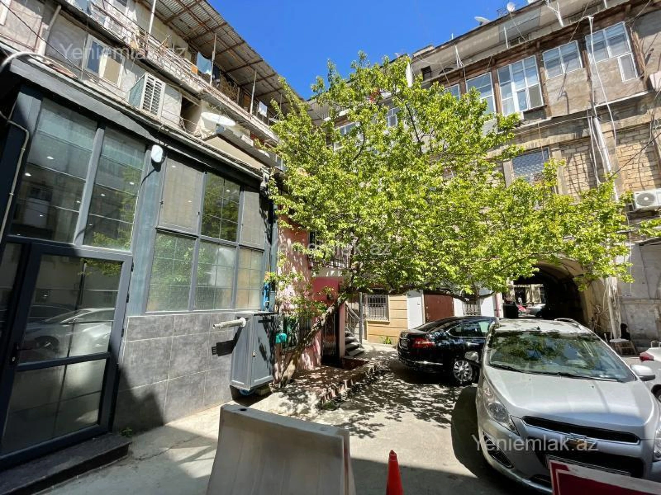 Satılır 3 otaqlı obyekt 54 m²