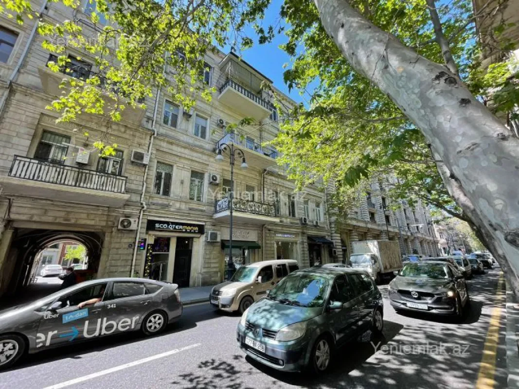 Satılır 3 otaqlı obyekt 54 m²