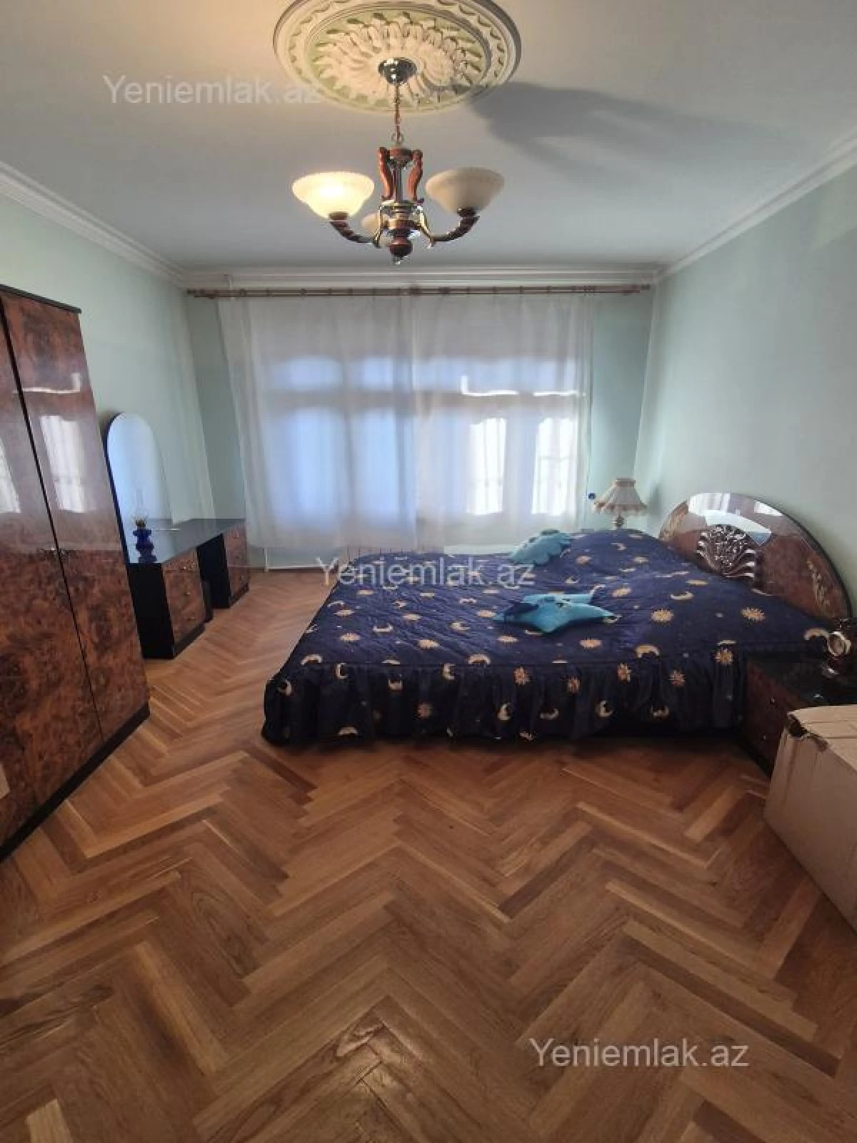 Satılır 4 otaqlı köhnə tikili 110 m²