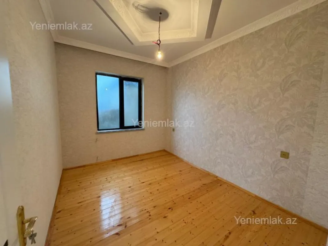 Satılır 2 otaqlı həyət evi 60 m²