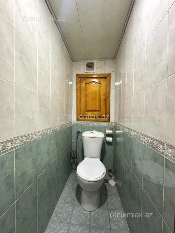 Satılır 3 otaqlı köhnə tikili 80 m²