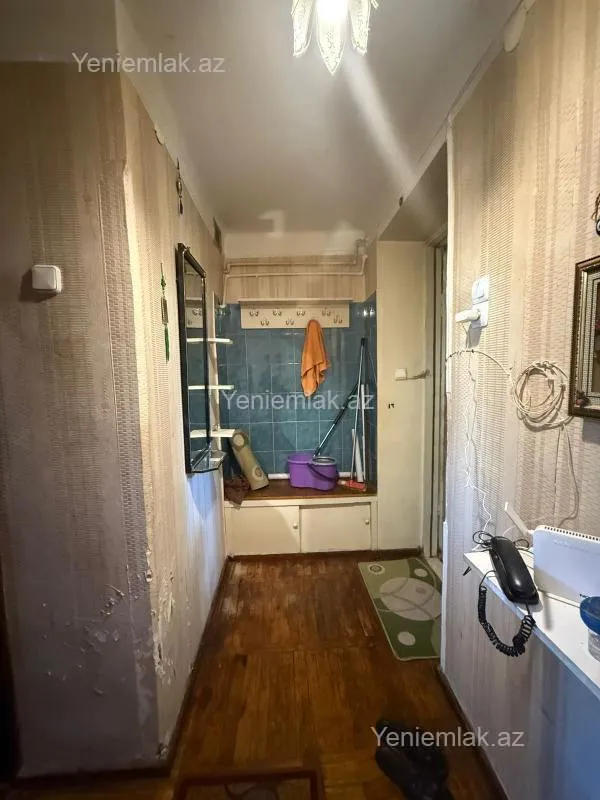 Satılır 1 otaqlı köhnə tikili 35 m²