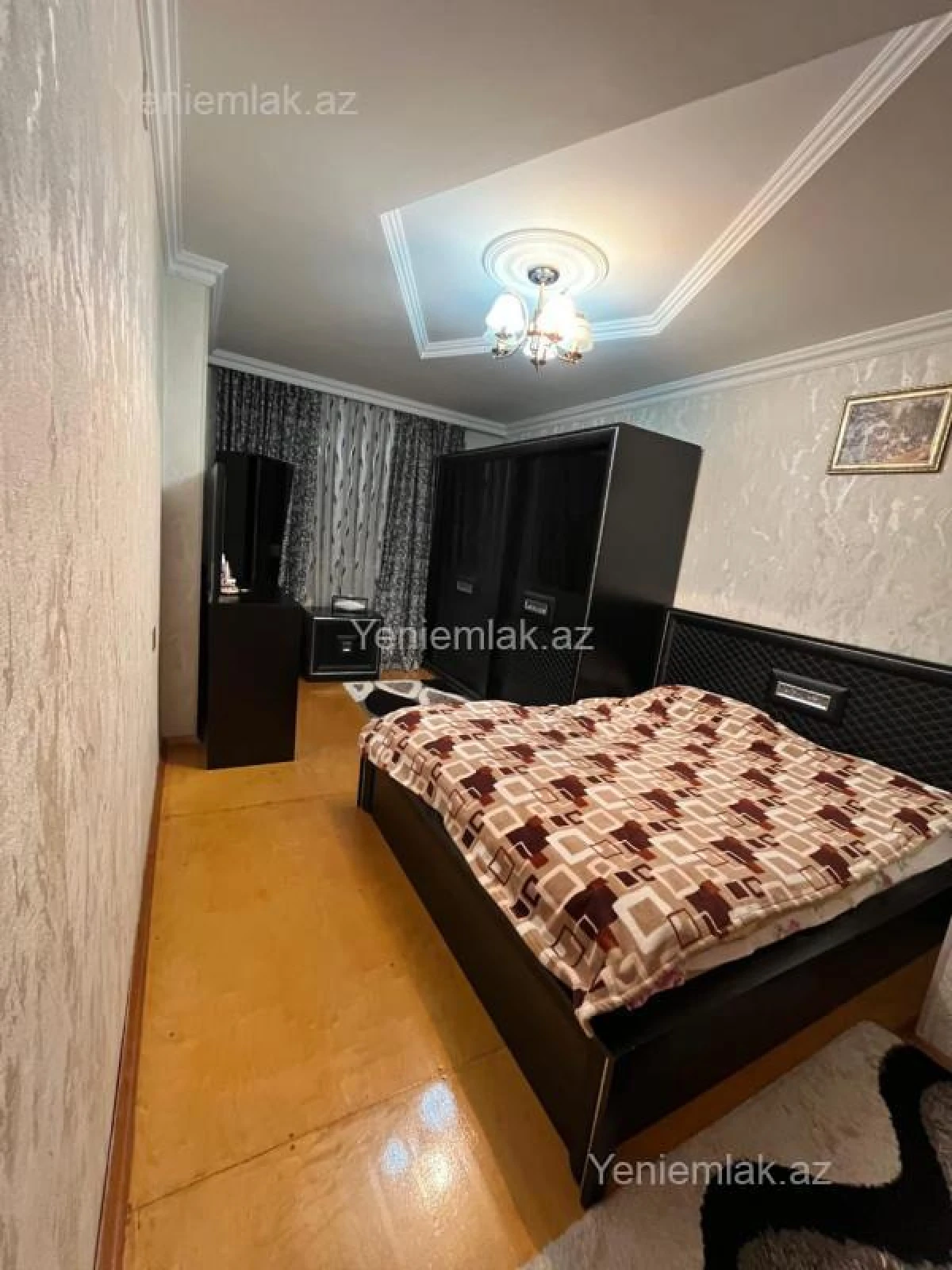 Satılır 5 otaqlı köhnə tikili 115 m²