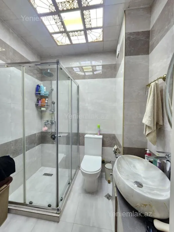 Satılır 3 otaqlı yeni tikili 105 m²