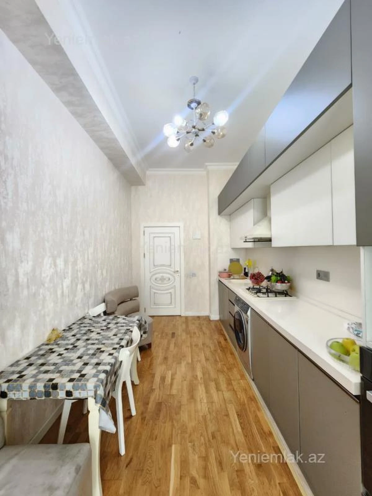 Satılır 3 otaqlı yeni tikili 105 m²