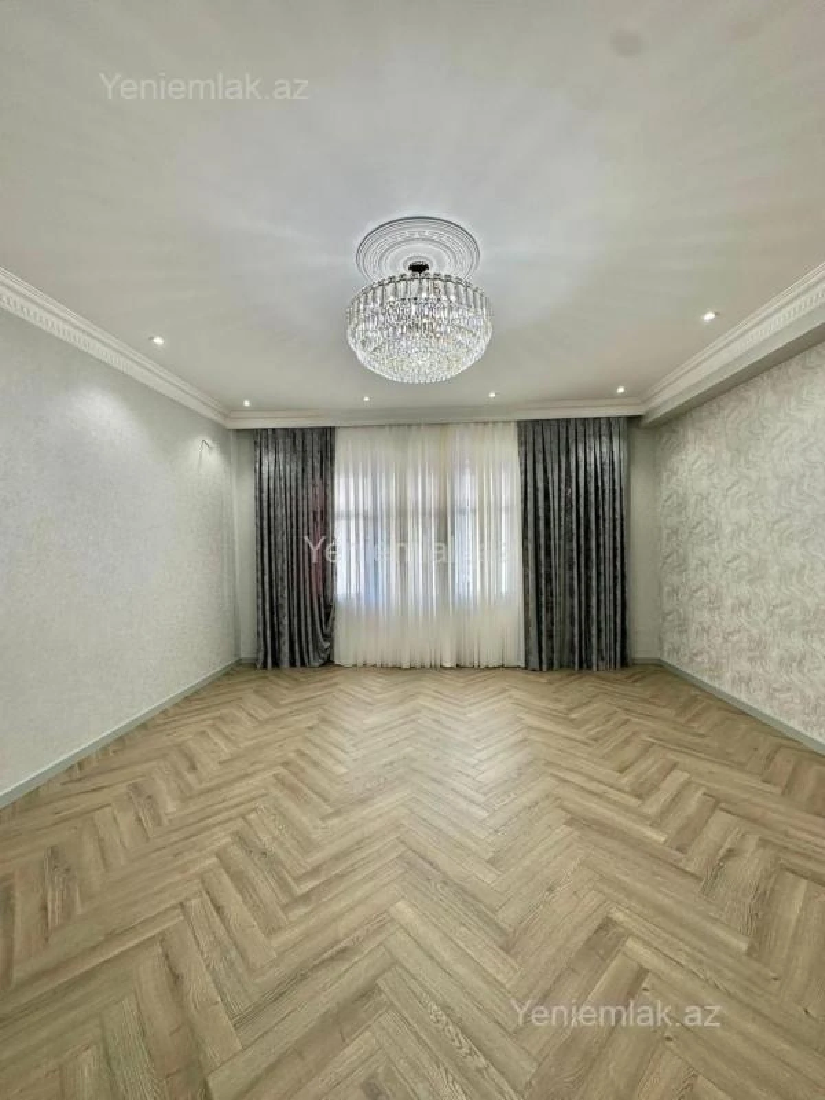 Satılır 3 otaqlı yeni tikili 150 m²