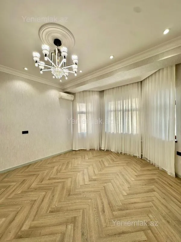 Satılır 3 otaqlı yeni tikili 150 m²