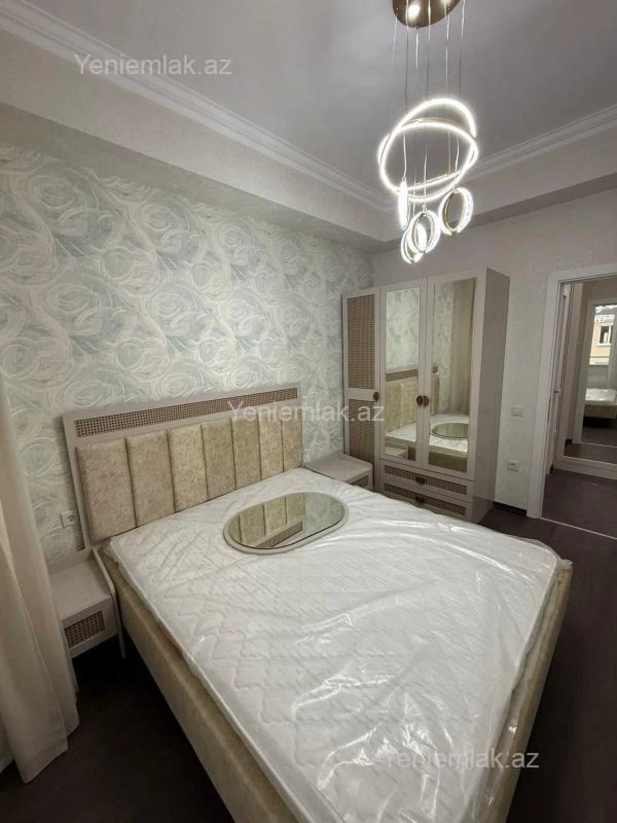 Satılır 2 otaqlı yeni tikili 55 m²