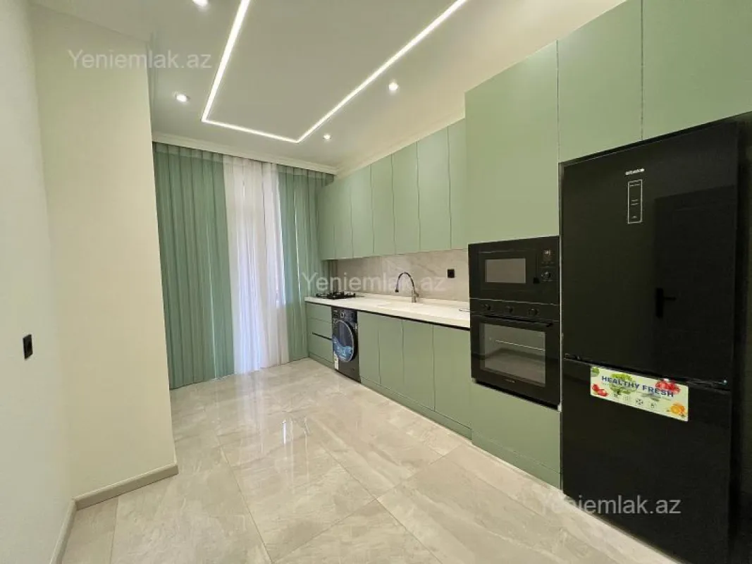 Satılır 3 otaqlı yeni tikili 105 m²