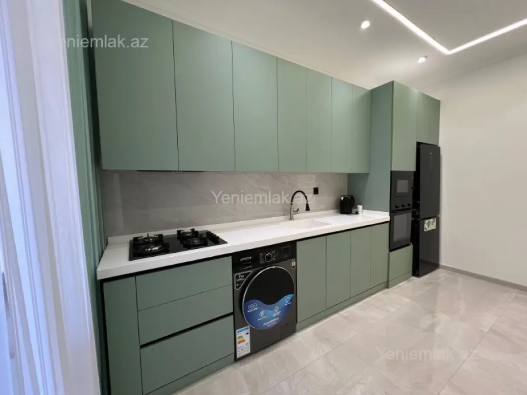 Satılır 3 otaqlı yeni tikili 105 m²