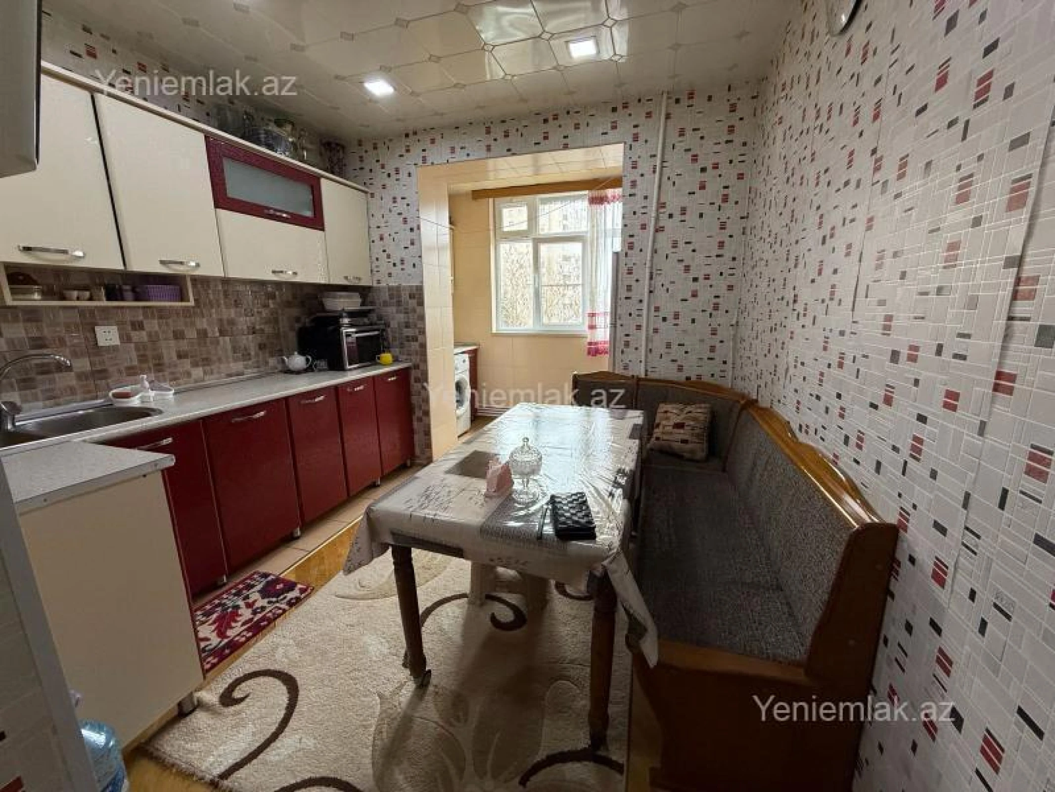 Satılır 3 otaqlı köhnə tikili 90 m²