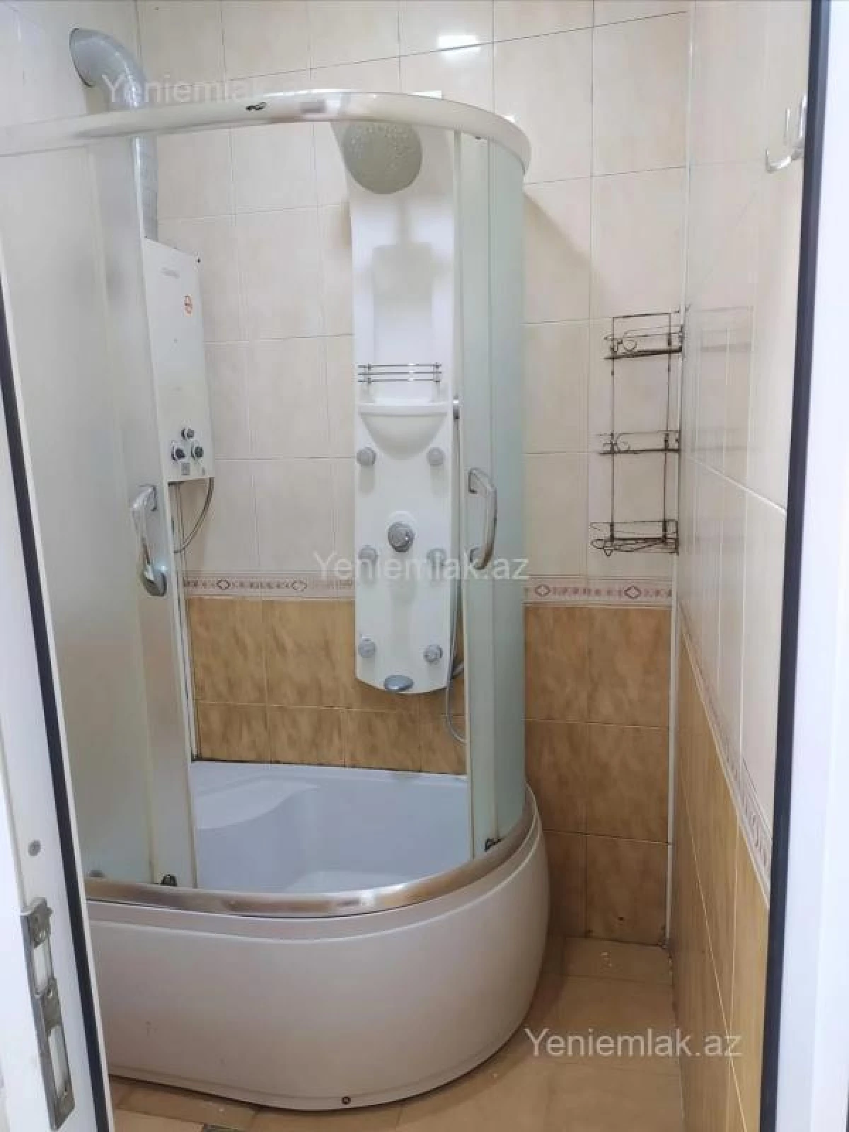 Satılır 3 otaqlı köhnə tikili 55 m²