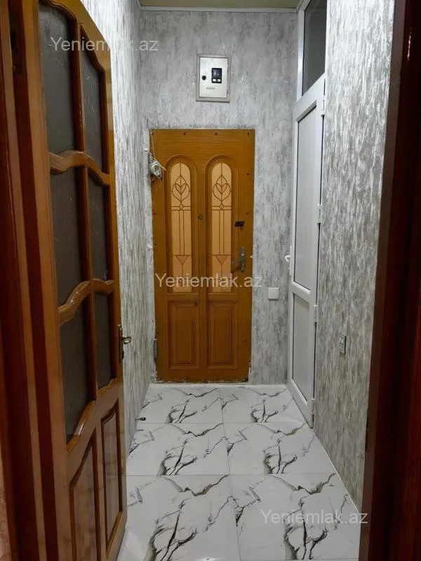 Satılır 3 otaqlı köhnə tikili 55 m²