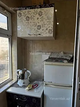 Satılır 3 otaqlı köhnə tikili 55 m²
