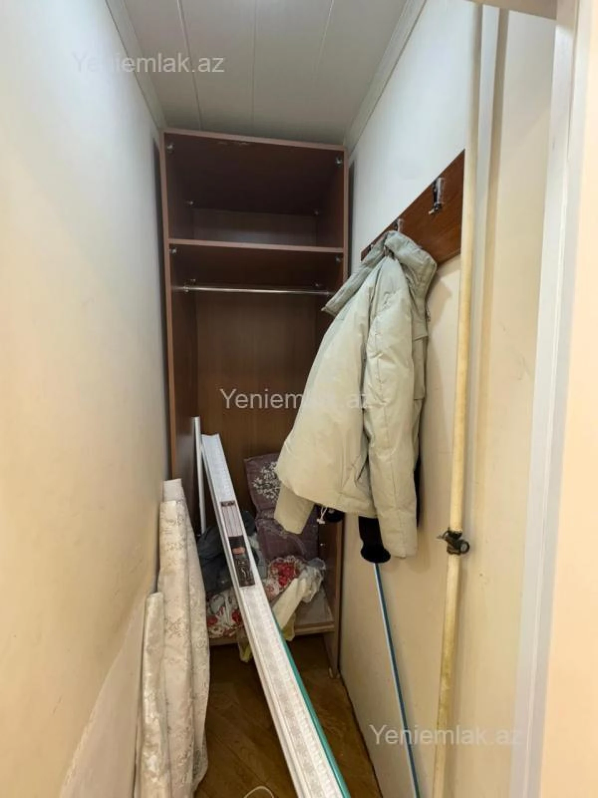 Satılır 2 otaqlı köhnə tikili 60 m²