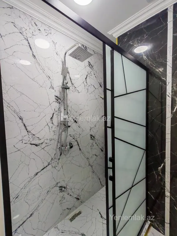 Satılır 3 otaqlı yeni tikili 75 m²