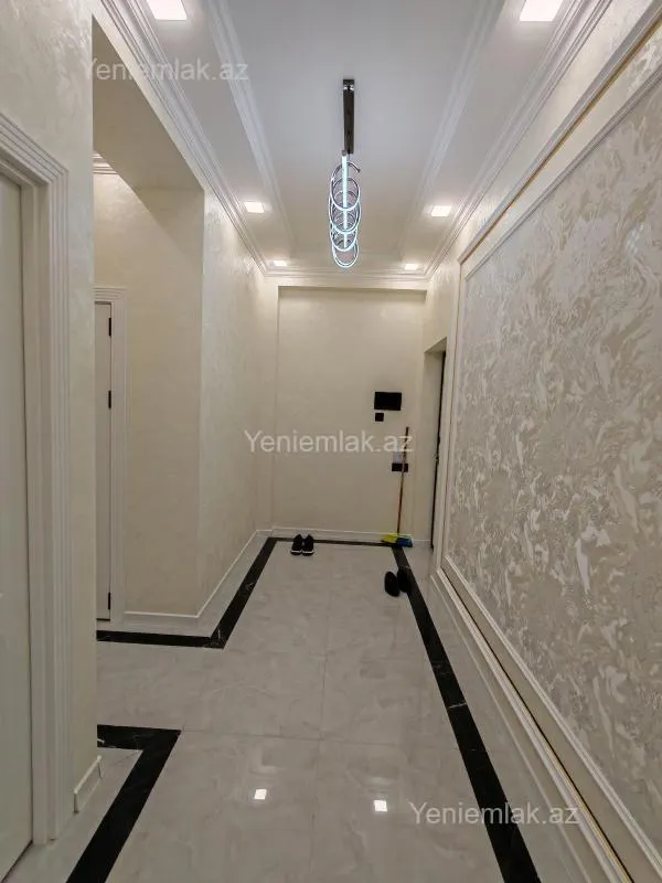 Satılır 3 otaqlı yeni tikili 75 m²