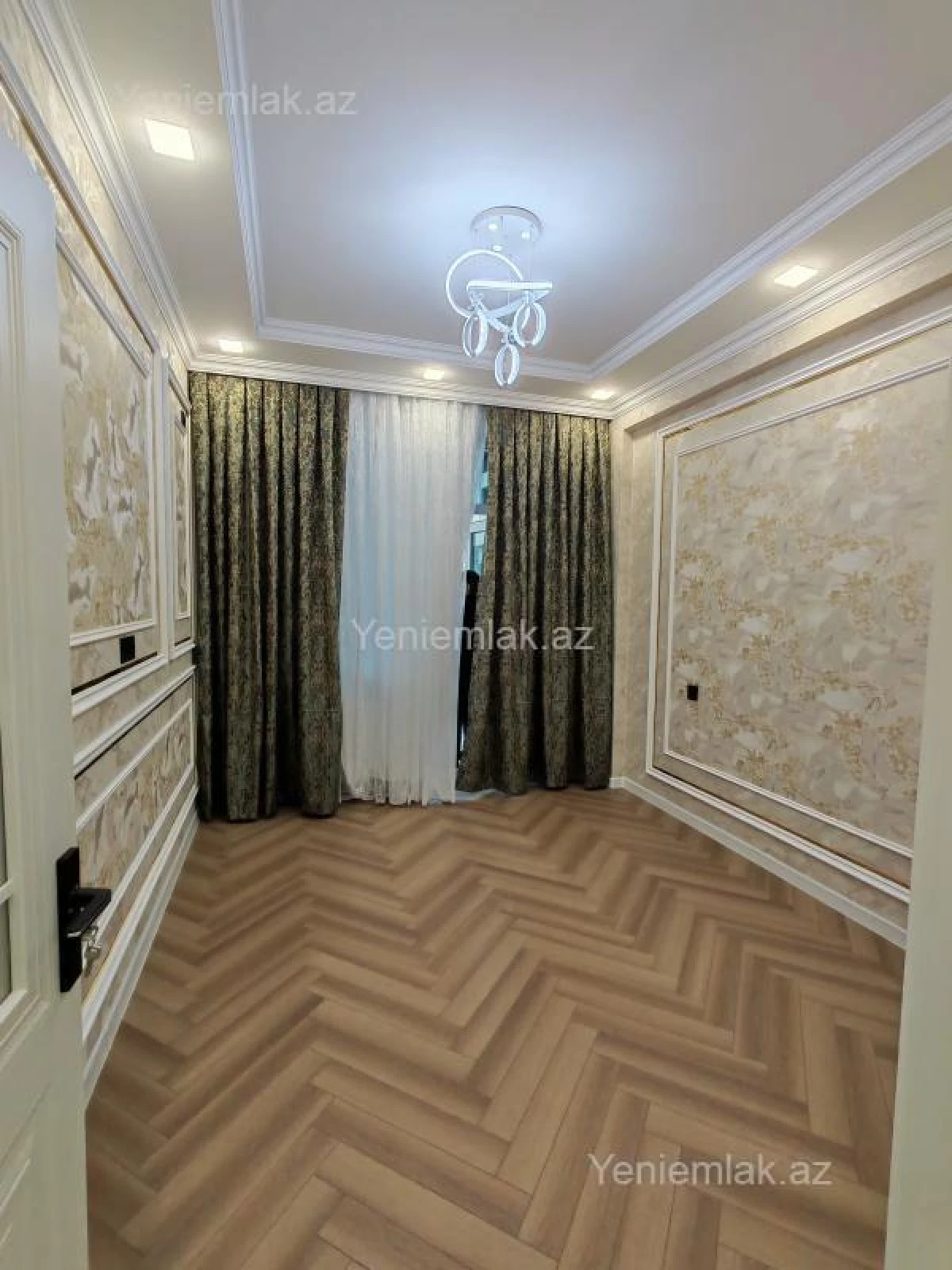 Satılır 3 otaqlı yeni tikili 75 m²