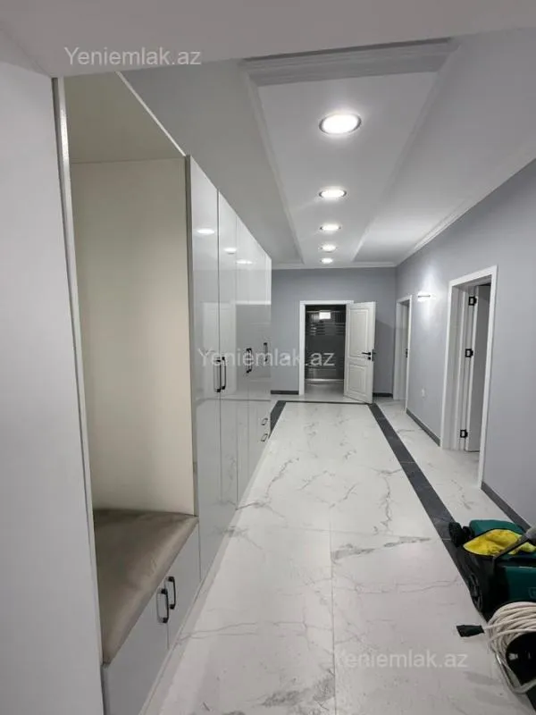 Satılır 3 otaqlı həyət evi 160 m²