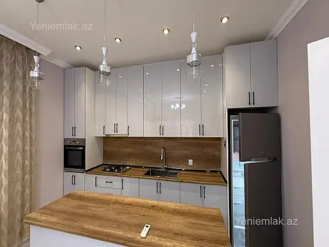 Satılır 3 otaqlı həyət evi 160 m²