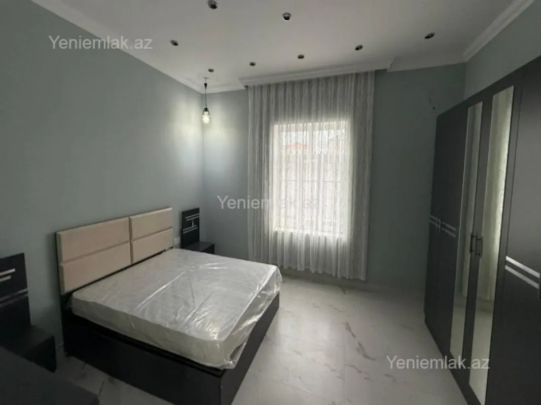 Satılır 3 otaqlı həyət evi 160 m²