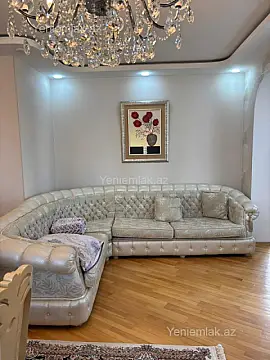 Satılır 4 otaqlı köhnə tikili 130 m²