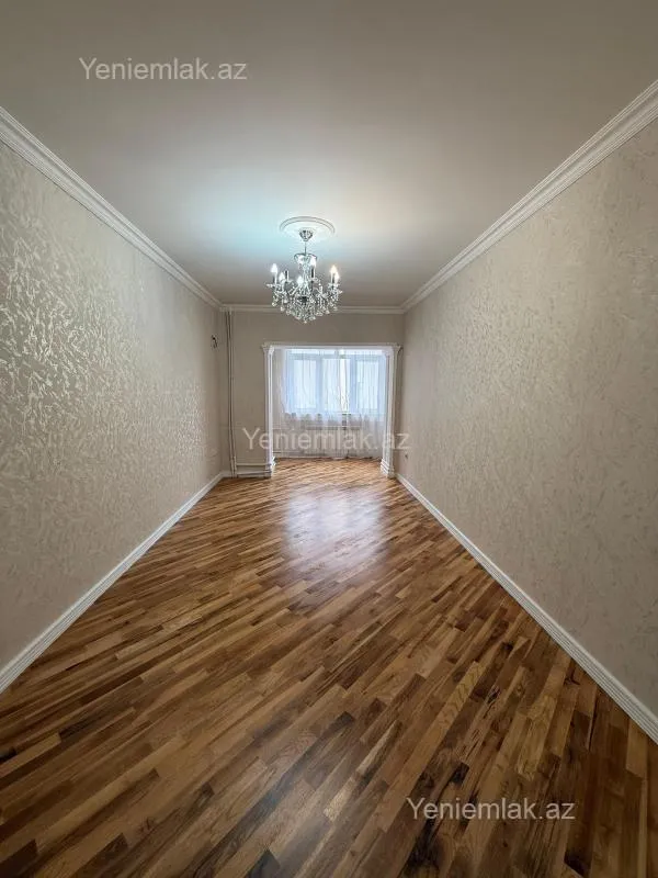 Satılır 3 otaqlı köhnə tikili 90 m²