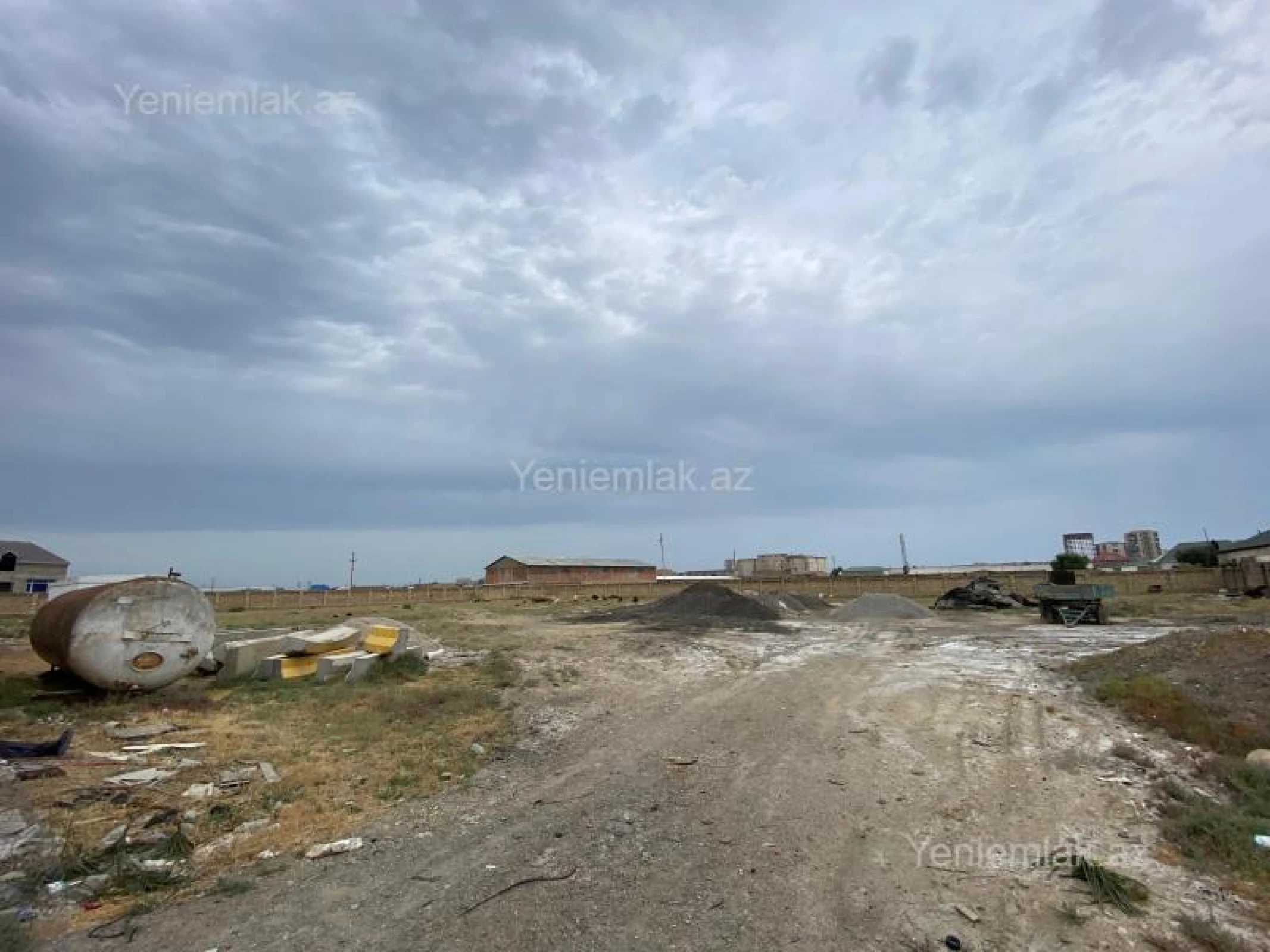 Satılır torpaq sahəsi