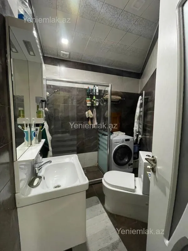 Satılır 2 otaqlı yeni tikili 50 m²