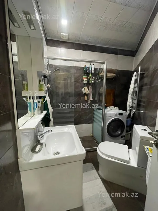 Satılır 2 otaqlı yeni tikili 50 m²