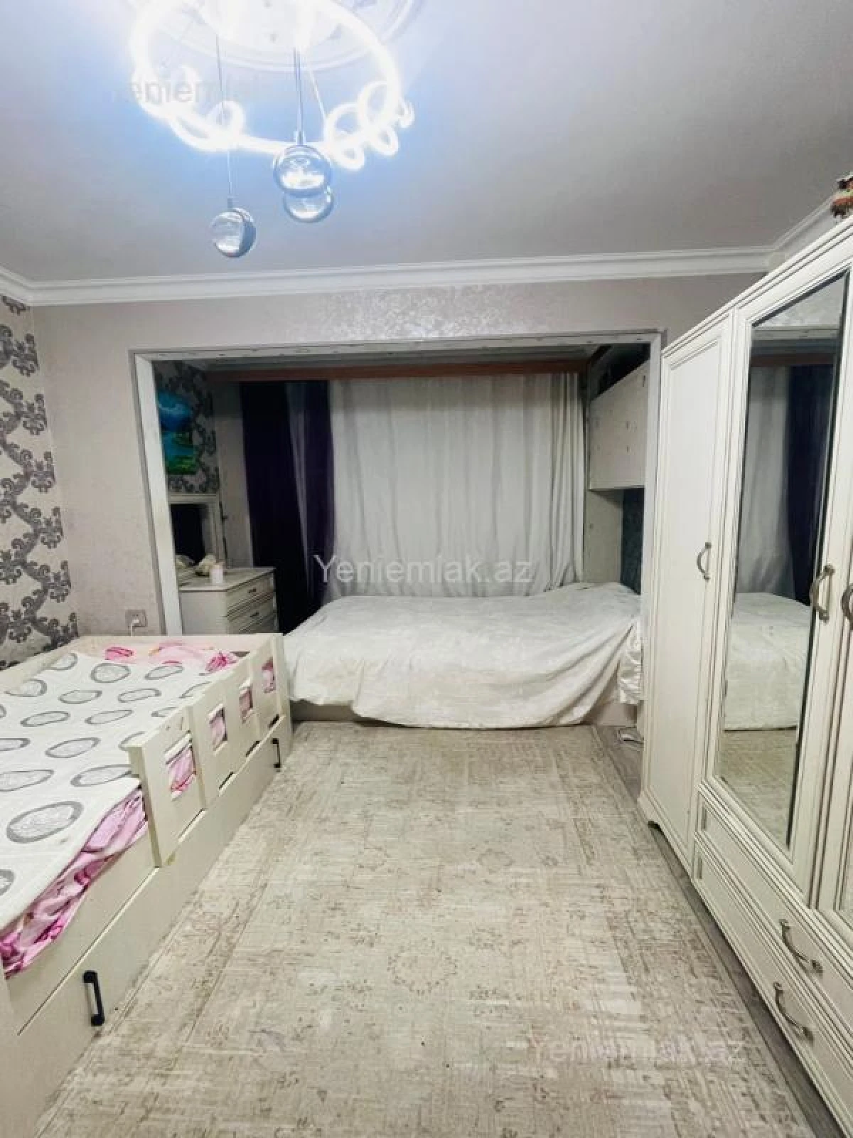 Satılır 3 otaqlı köhnə tikili 80 m²