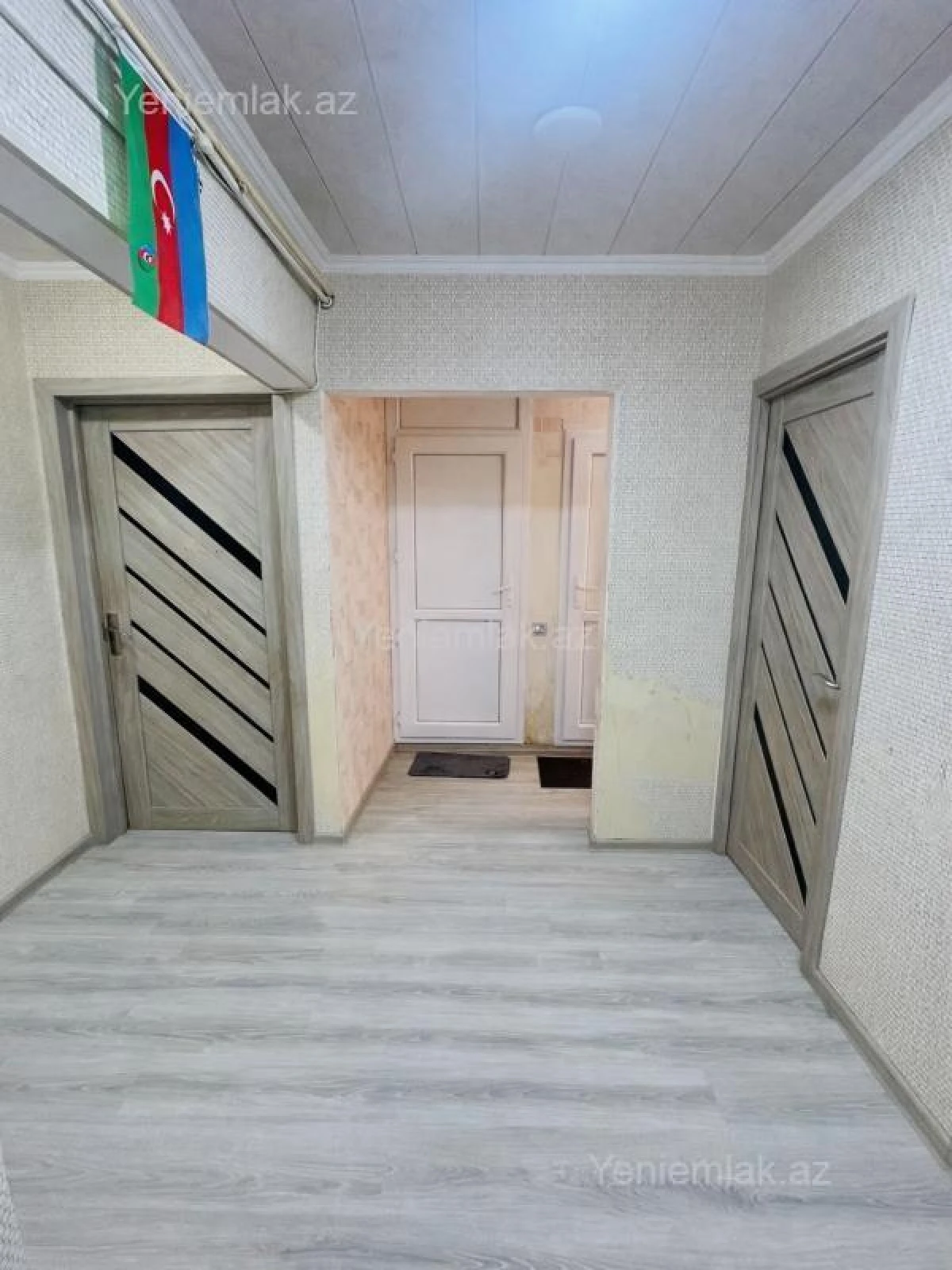 Satılır 3 otaqlı köhnə tikili 80 m²