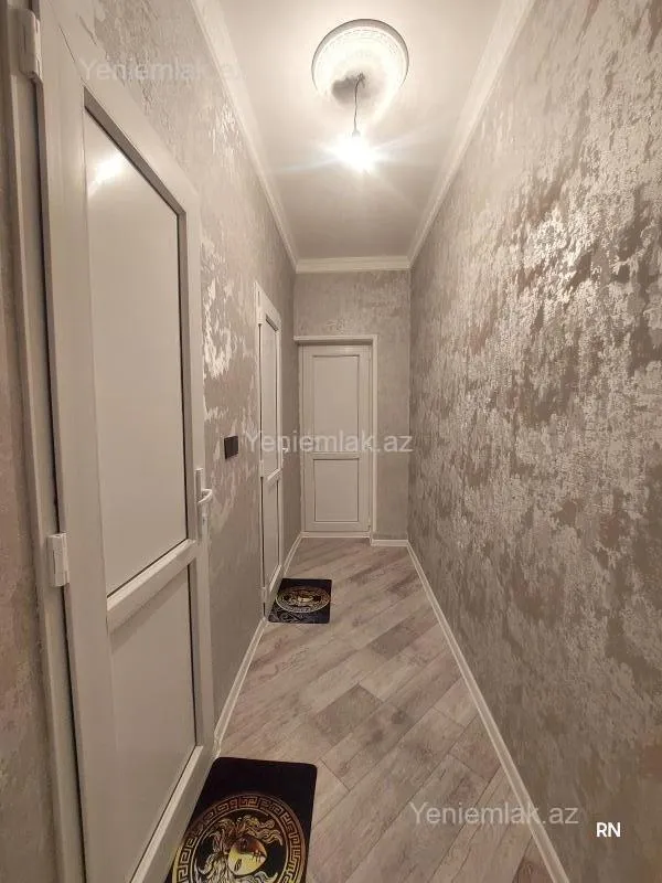 Satılır 2 otaqlı köhnə tikili 60 m²