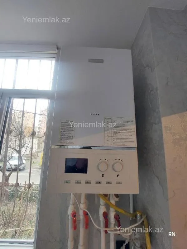 Satılır 2 otaqlı köhnə tikili 60 m²