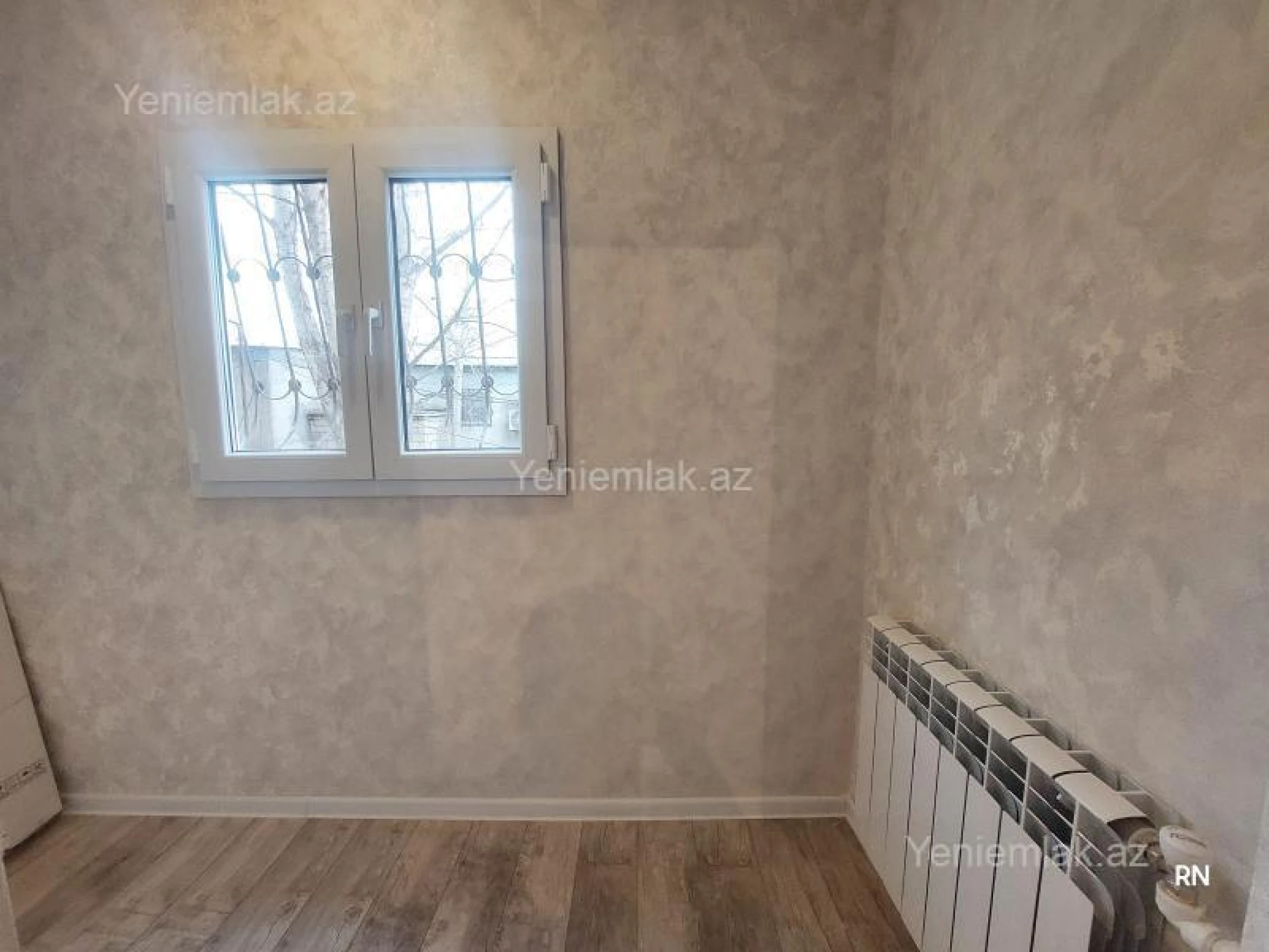 Satılır 2 otaqlı köhnə tikili 60 m²