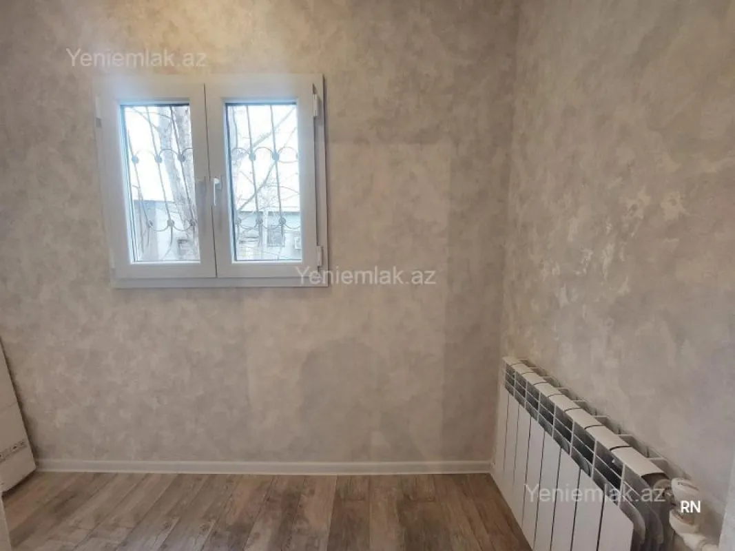 Satılır 2 otaqlı köhnə tikili 60 m²