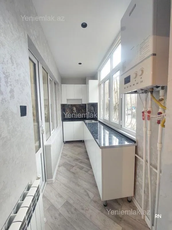 Satılır 2 otaqlı köhnə tikili 60 m²