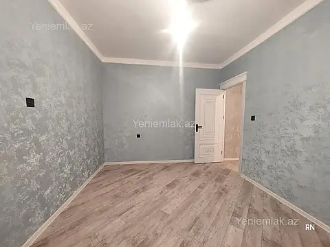 Satılır 2 otaqlı köhnə tikili 60 m²